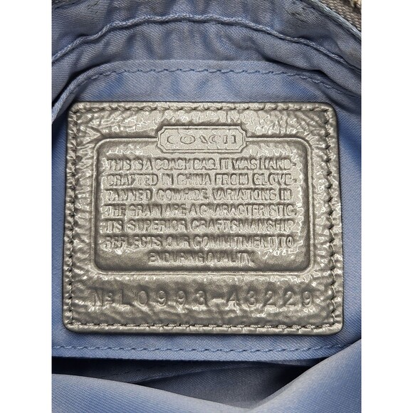 COACH Wristlet Quilted Leather Op Art Signature C Monogram 43229 Silver & Blue - Picture 5 of 9